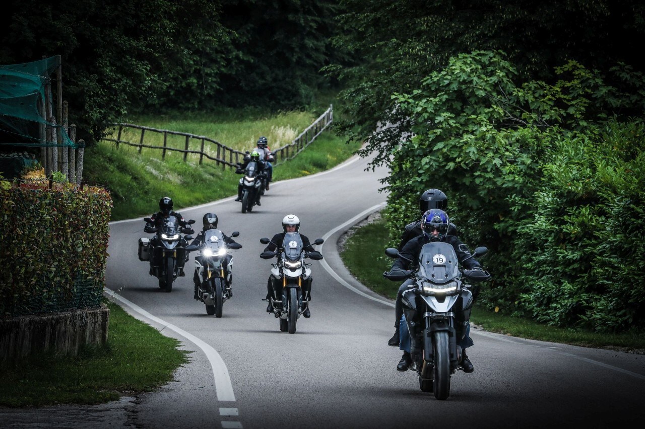 Triumph Adventure Experience: quando la moto va a braccetto con l'architettura